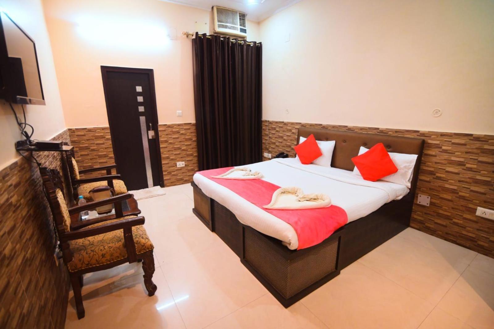 Taraji Resort Ayodhya Exterior foto