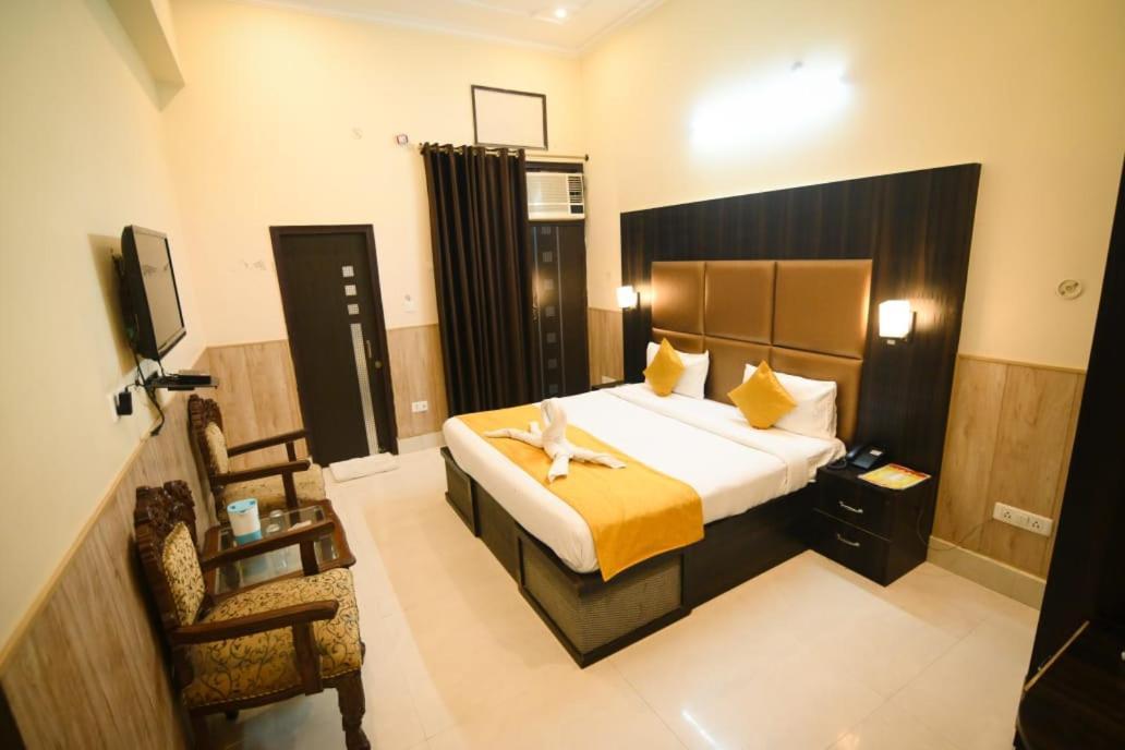 Taraji Resort Ayodhya Exterior foto
